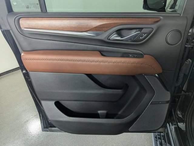 Used 2023 GMC Yukon XL Denali Ultimate image 17