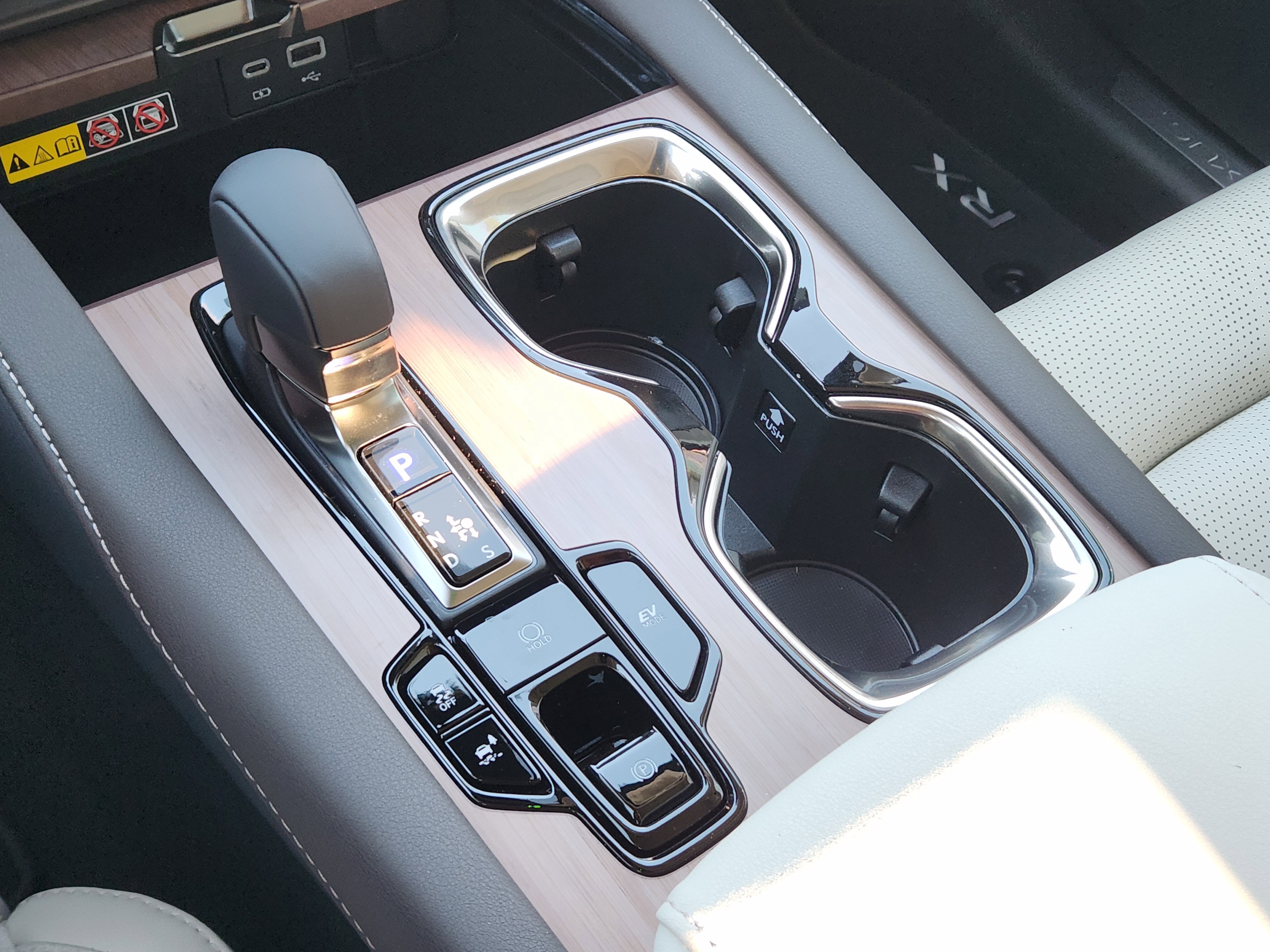 New 2026 Lexus RX 350 350h Luxury image 14