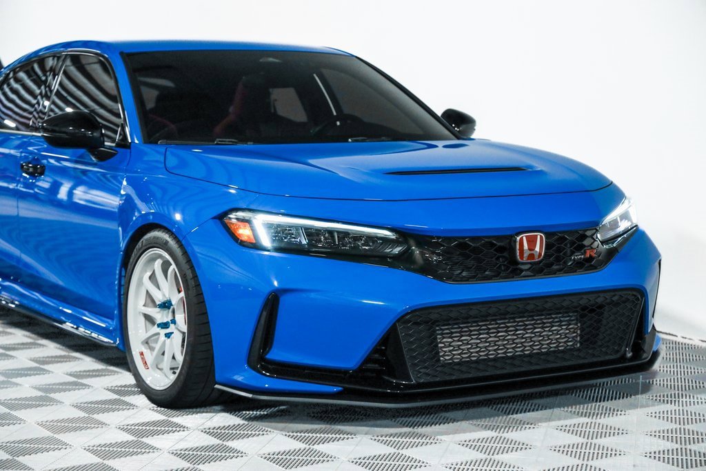 Used 2024 Honda Civic Type R image 9