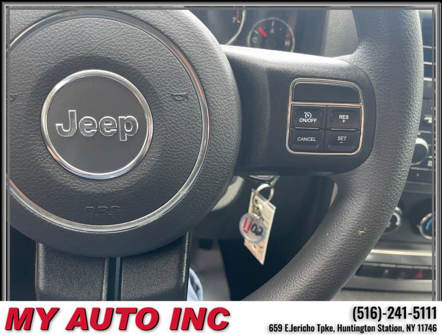 Used 2011 Jeep Liberty Sport image 20