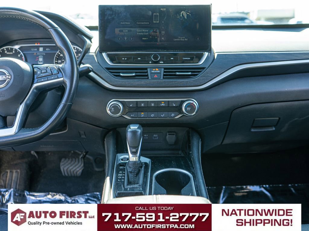 Used 2023 Nissan Altima 2.5 SV w/ SV Premium Package image 18