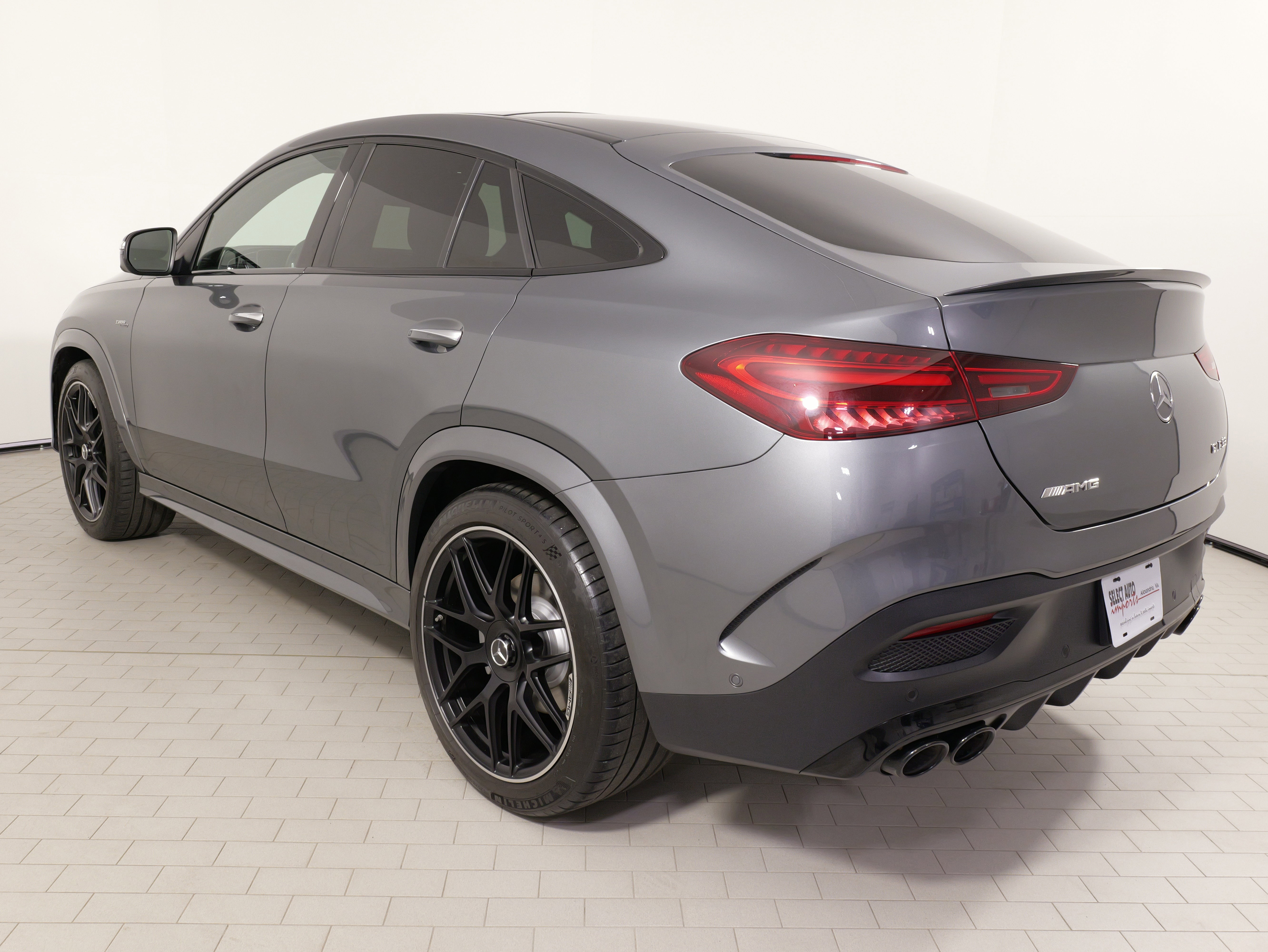 Used 2024 Mercedes-Benz GLE 53 AMG 4MATIC Coupe w/ Driver Assistance Package image 15