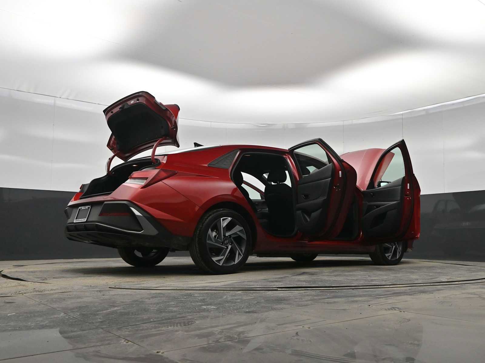 Certified 2025 Hyundai Elantra Sport image 42