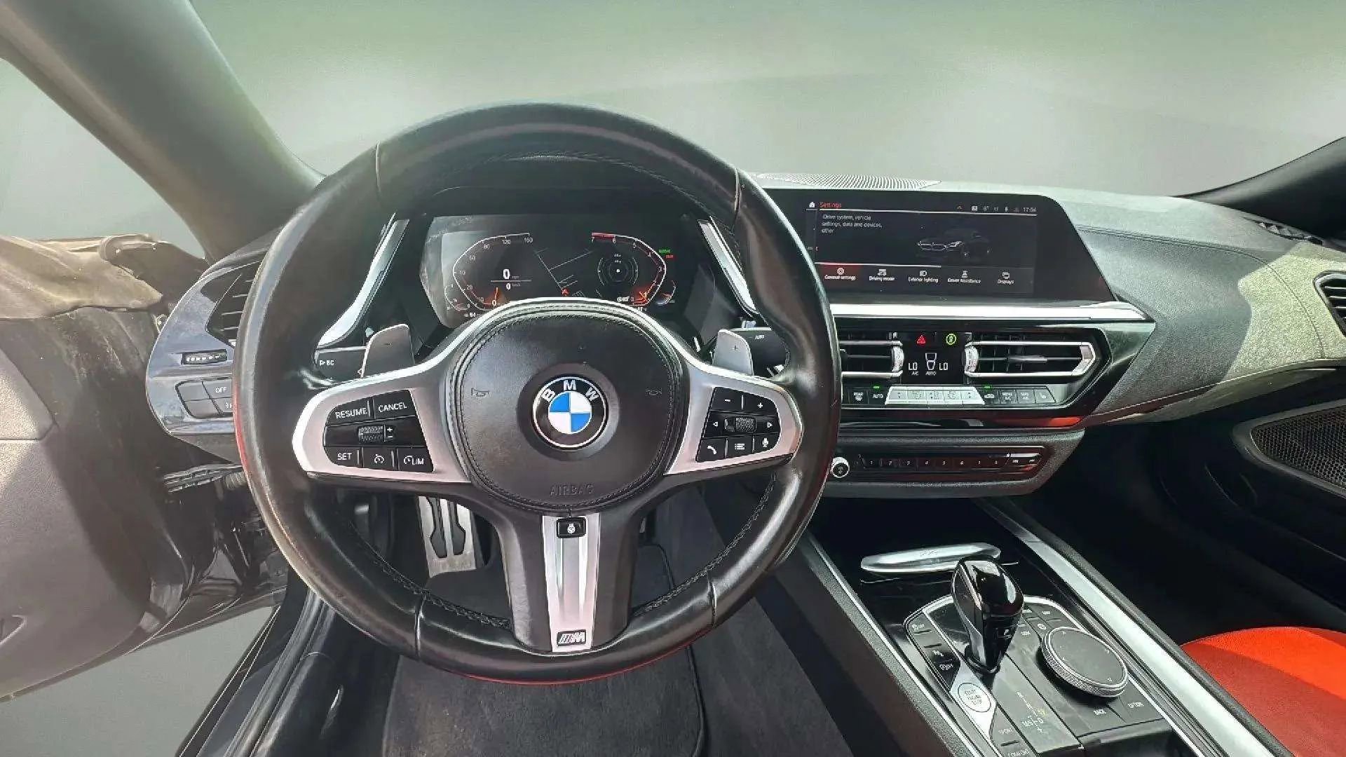 Used 2022 BMW Z4 sDrive30i w/ M Sport Package image 36