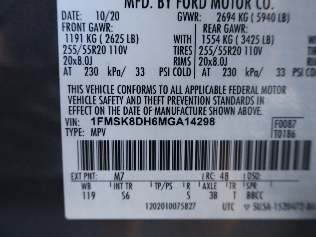 Used 2021 Ford Explorer XLT w/ Equipment Group 202A AWD/4WD image 37