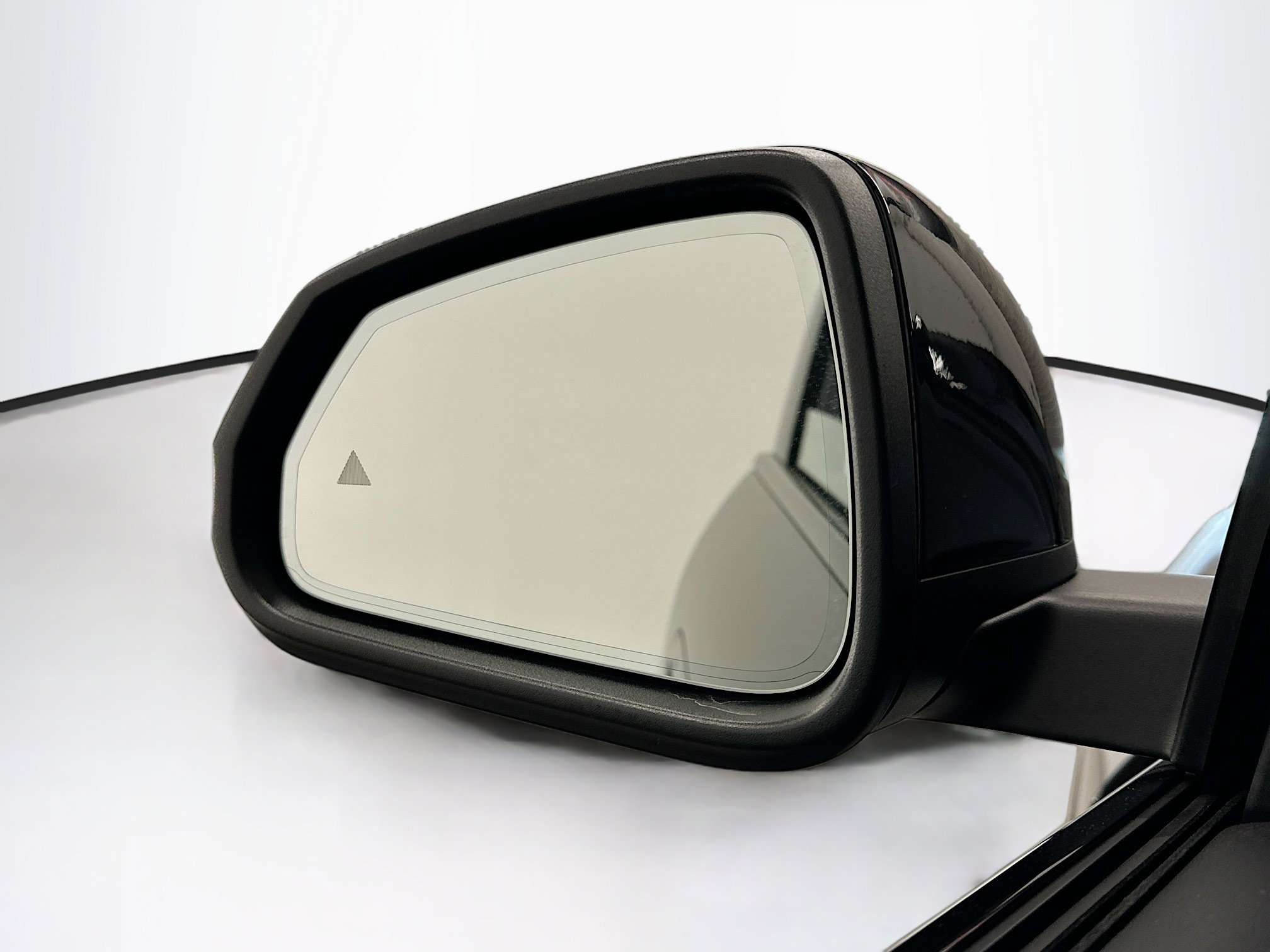 Used 2025 BMW X2 xDrive28i image 16