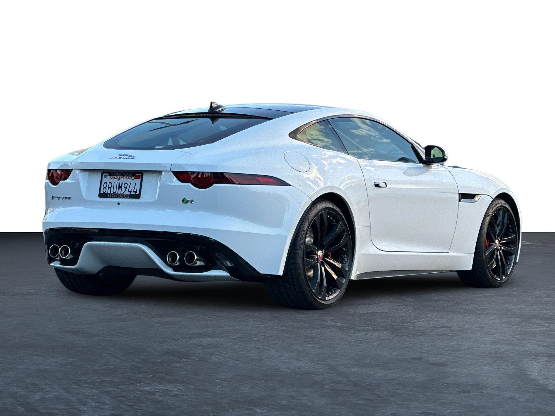 Used 2020 Jaguar F-TYPE R image 3