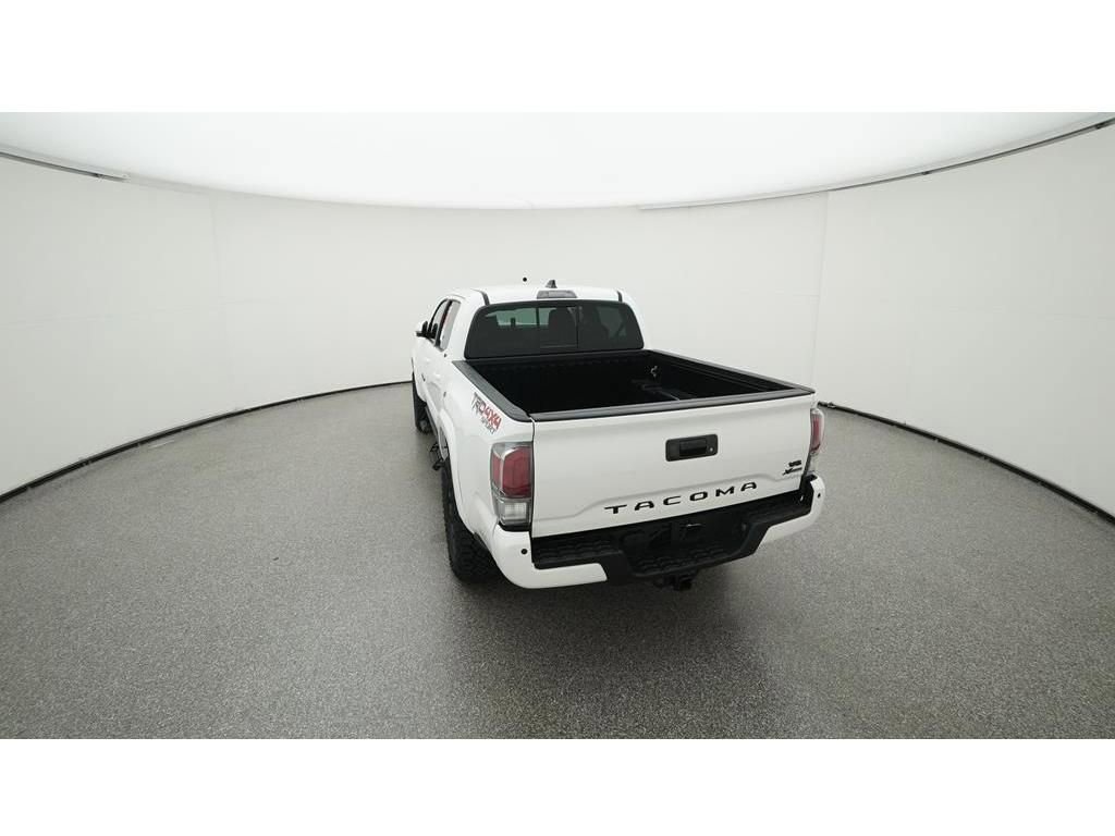 Used 2022 Toyota Tacoma TRD Sport w/ Technology Package AWD/4WD image 7