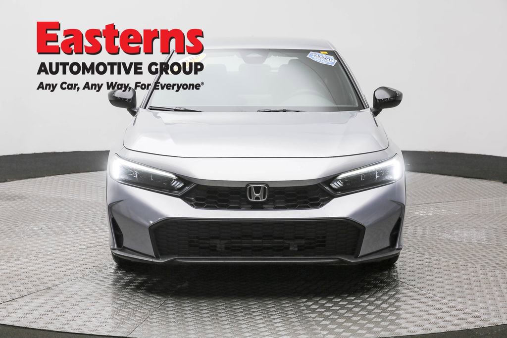 Used 2025 Honda Civic Sport image 2