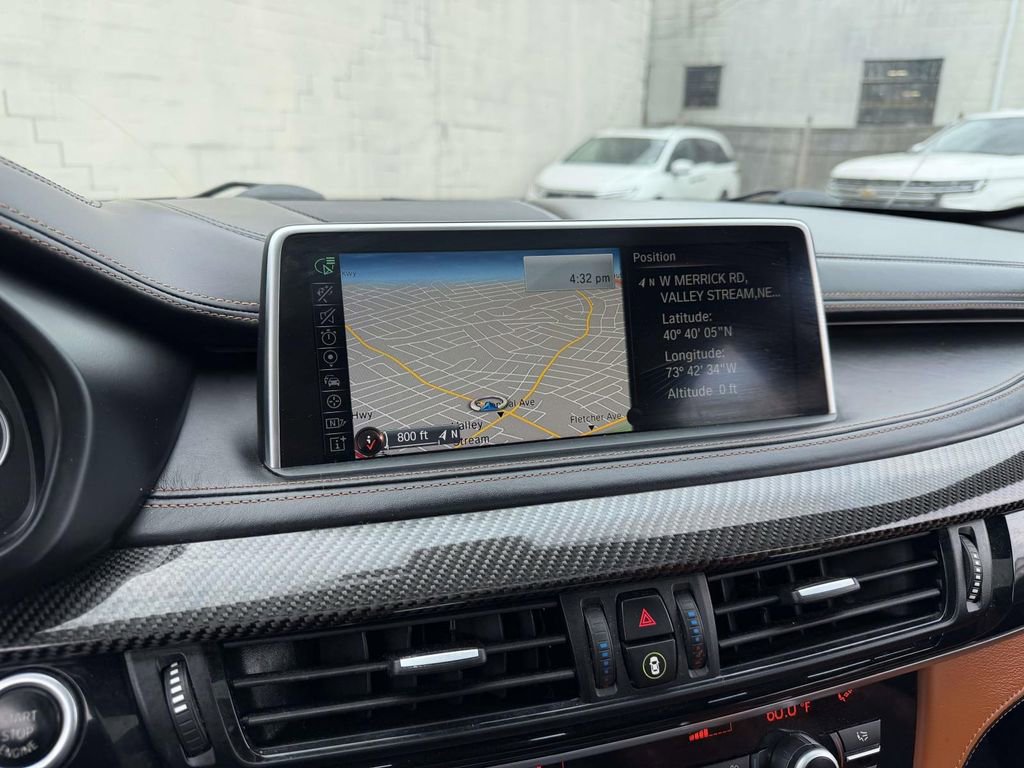 Used 2016 BMW X6 M AWD/4WD image 26