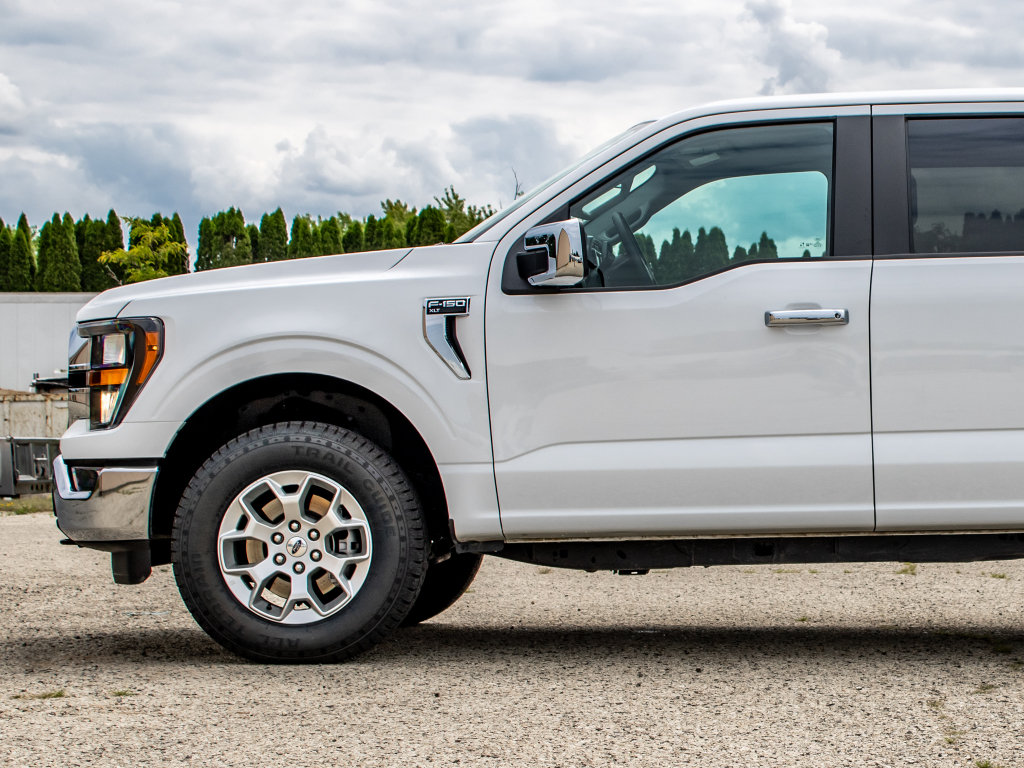 Used 2023 Ford F150 XLT AWD/4WD image 40