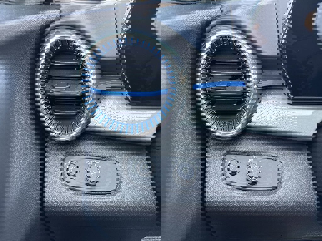 New 2025 Chevrolet Trax LT w/ Driver Confidence Package image 30