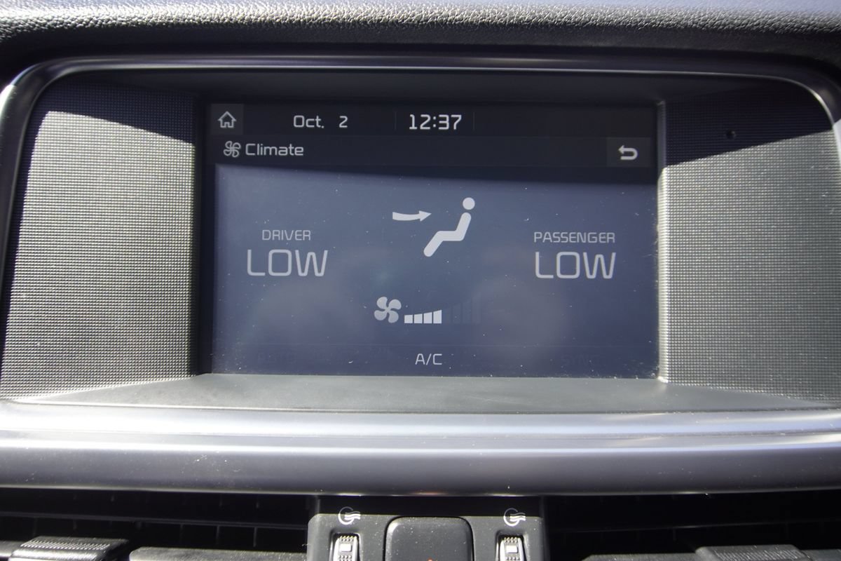 Used 2017 Kia Optima EX FWD image 17