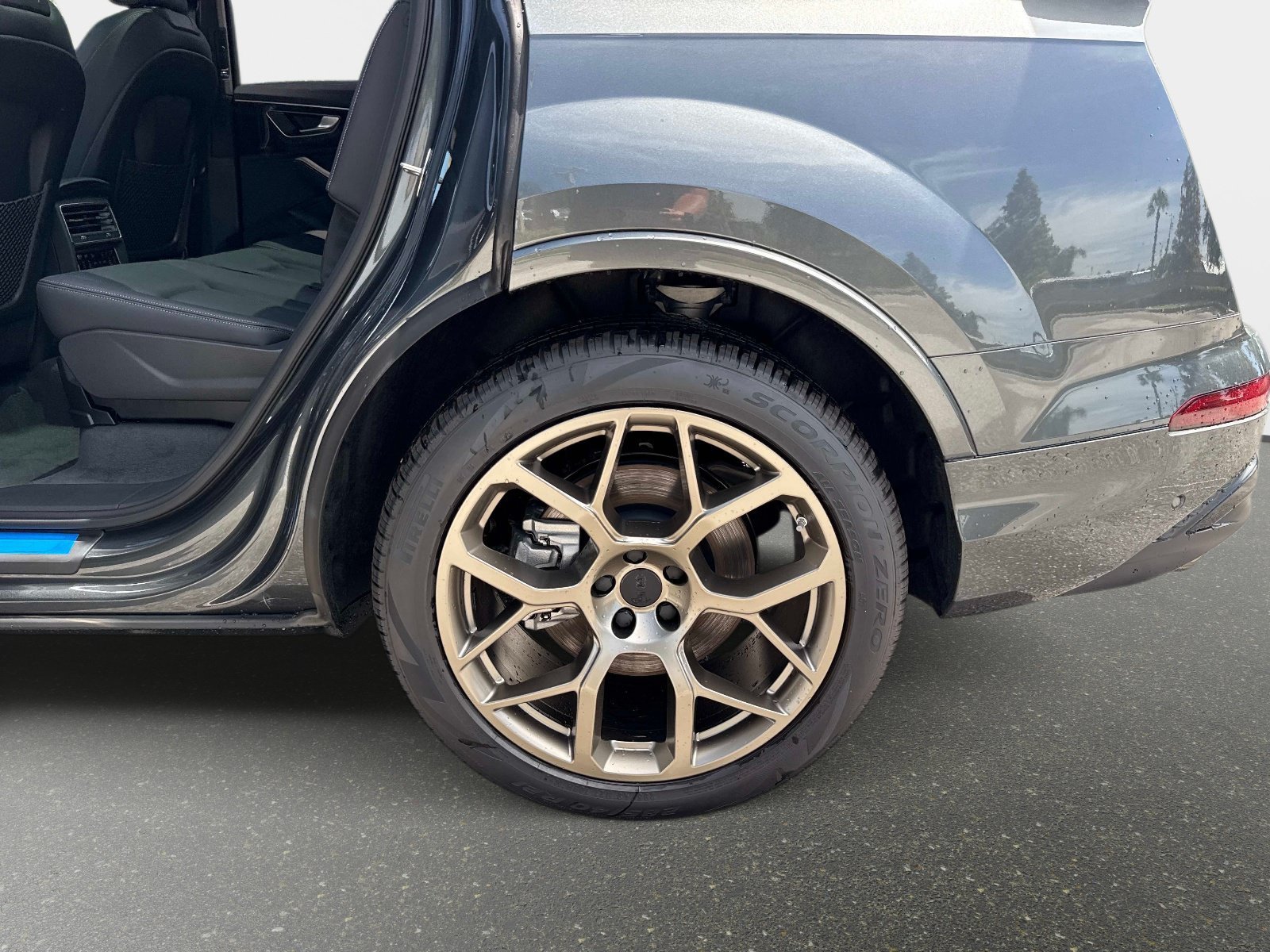New 2026 Audi Q7 Premium Plus AWD/4WD image 10