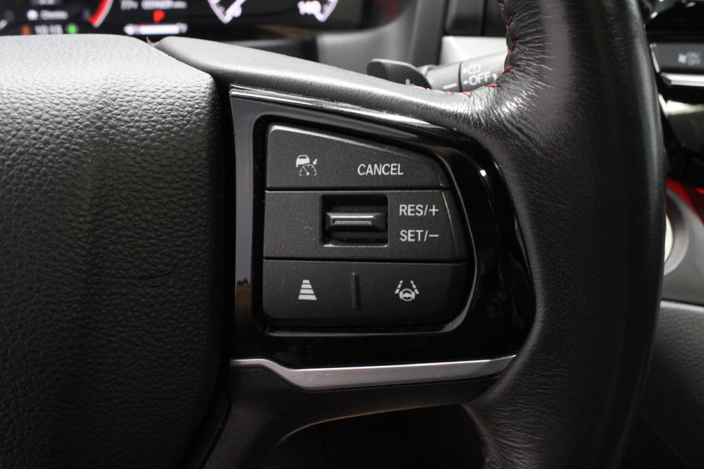 Used 2025 Honda Odyssey Sport-L image 27