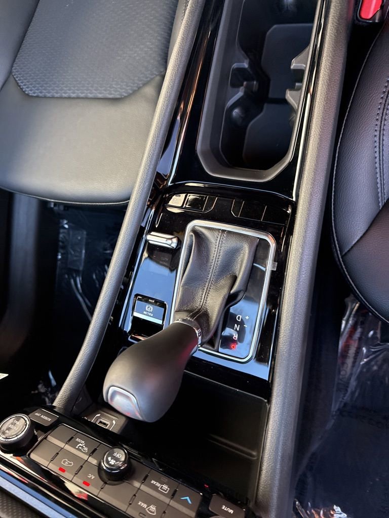 New 2026 Jeep Compass Latitude AWD/4WD image 19