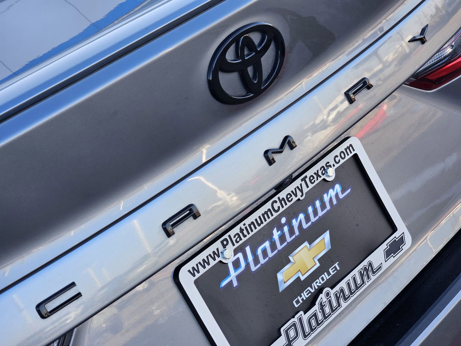 Used 2025 Toyota Camry SE w/ Convenience Package image 17