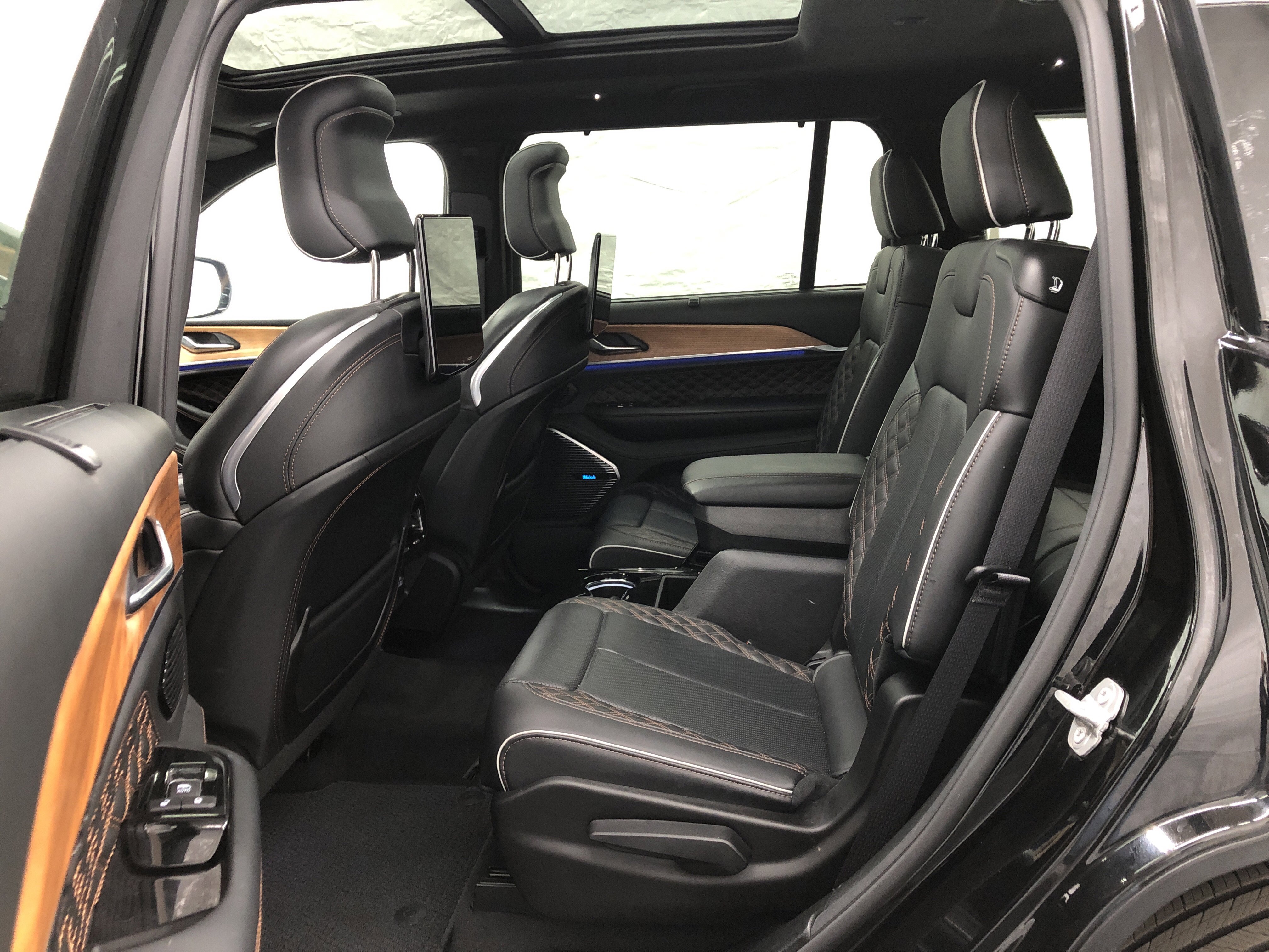 Certified 2024 Jeep Grand Cherokee L Summit image 13