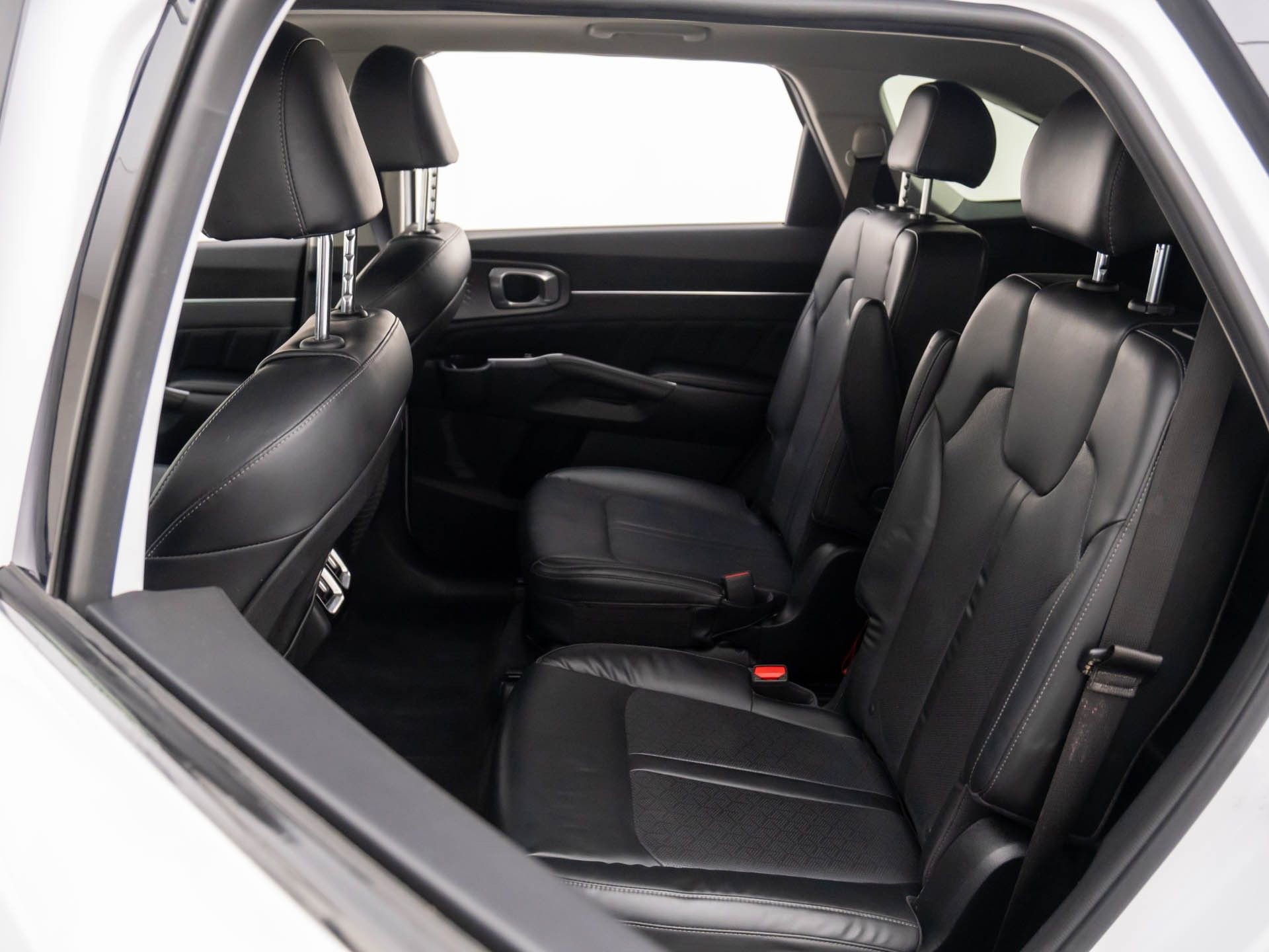 Used 2021 Kia Sorento SX image 17