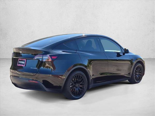 Used 2022 Tesla Model Y Long Range AWD/4WD image 5