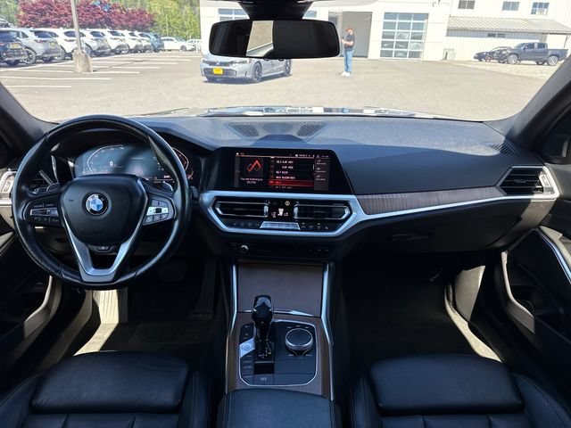 Used 2019 BMW 330i Sedan w/ Premium Package RWD image 13