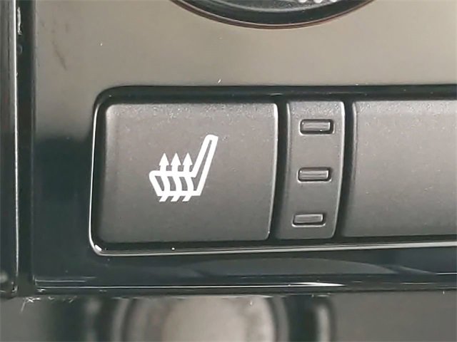 Used 2022 Subaru Ascent Limited w/ Technology Package image 23