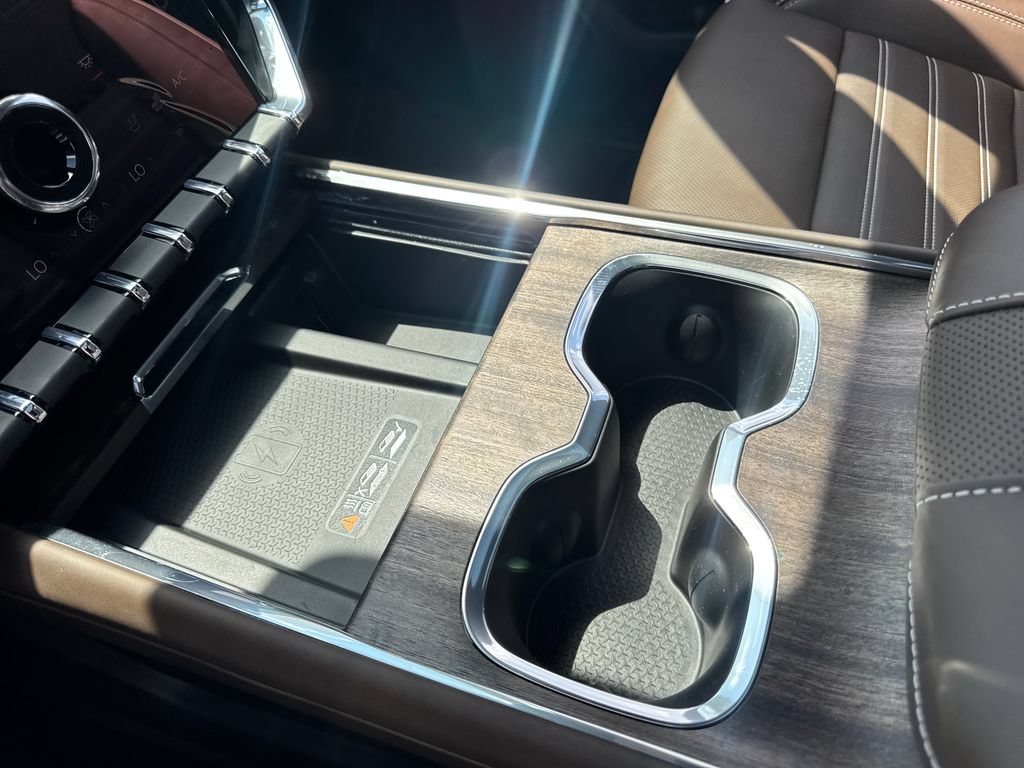New 2027 GMC Acadia Denali Ultimate w/ LPO, Floor Liner Package FWD image 18