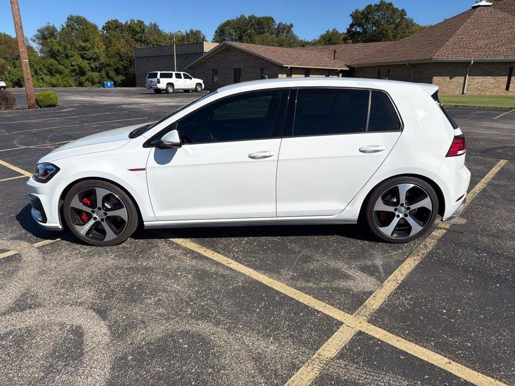 Used 2019 Volkswagen GTI SE FWD image 3