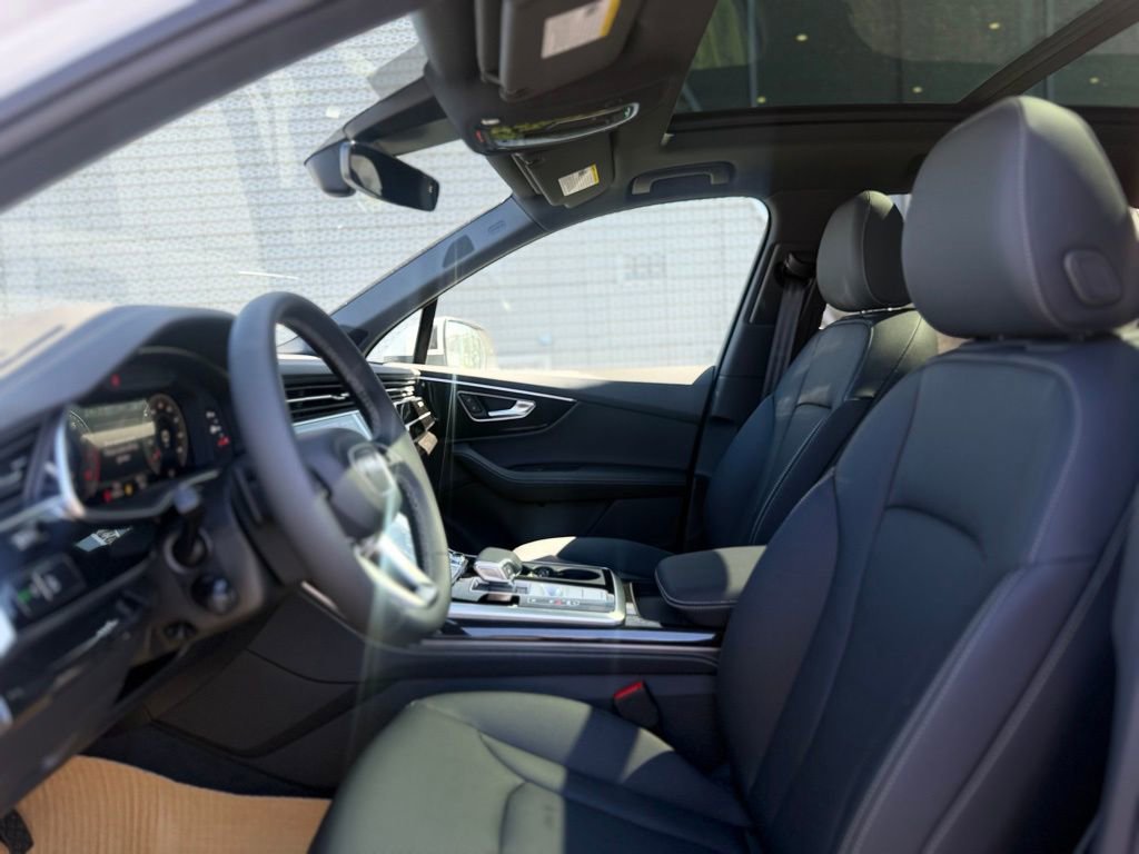 New 2026 Audi Q7 3.0T Premium Plus AWD/4WD image 12
