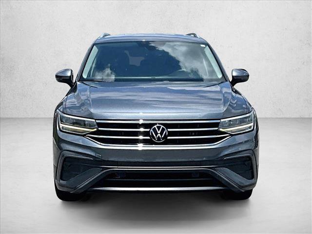 Used 2022 Volkswagen Tiguan SE FWD image 3
