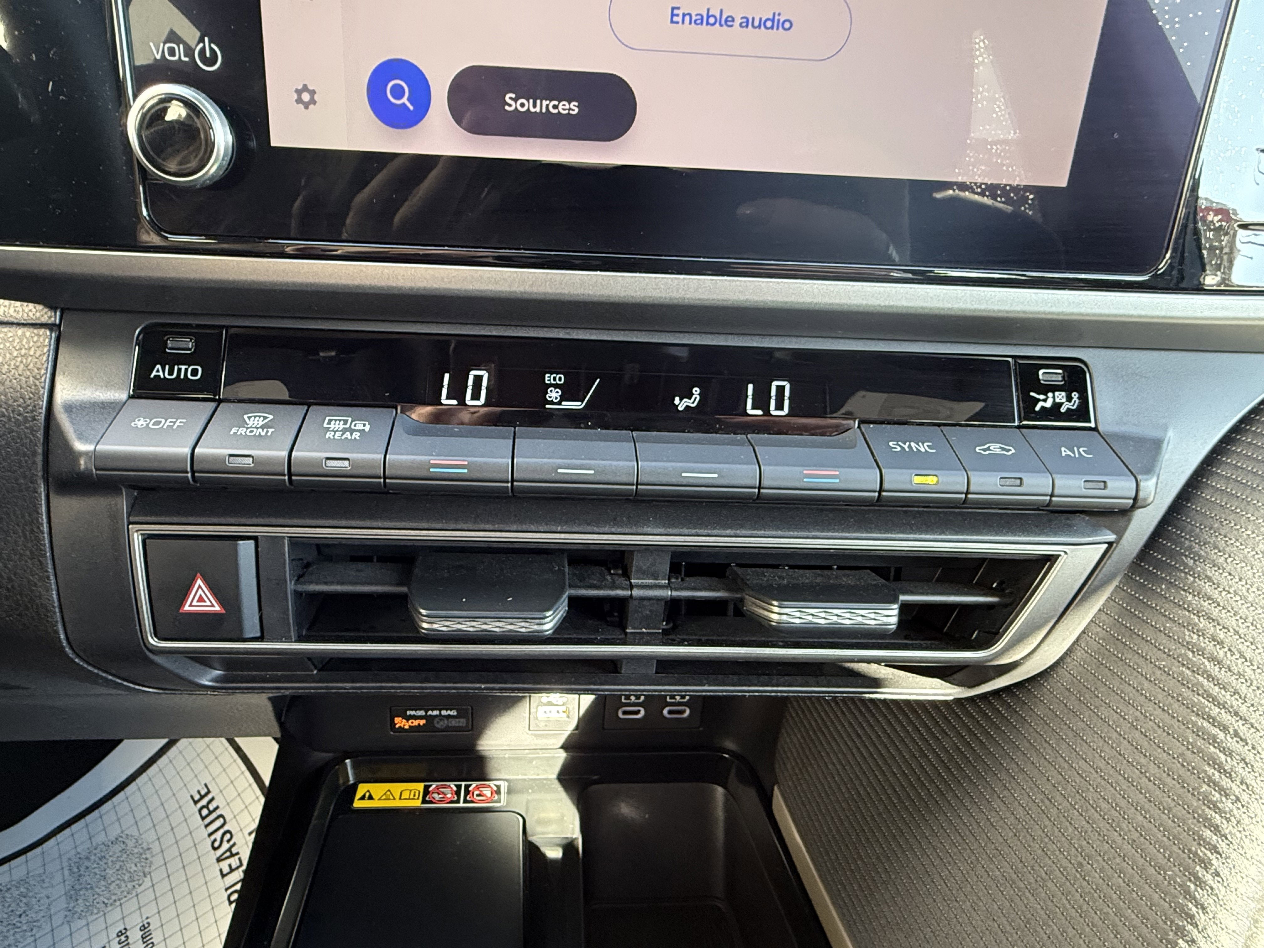 Certified 2025 Toyota Camry SE image 11