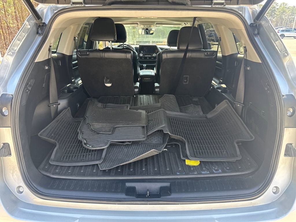 Used 2023 Toyota Highlander XLE image 27