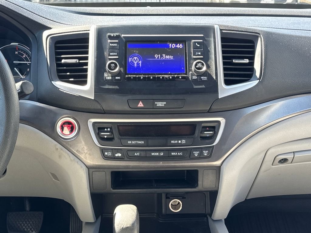 Used 2017 Honda Pilot LX image 18