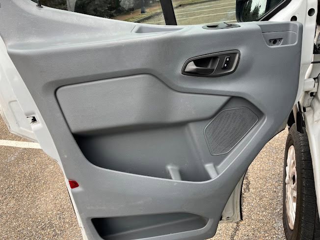 Used 2015 Ford Transit 250 130 Low Roof w/ Exterior Upgrade Package image 6