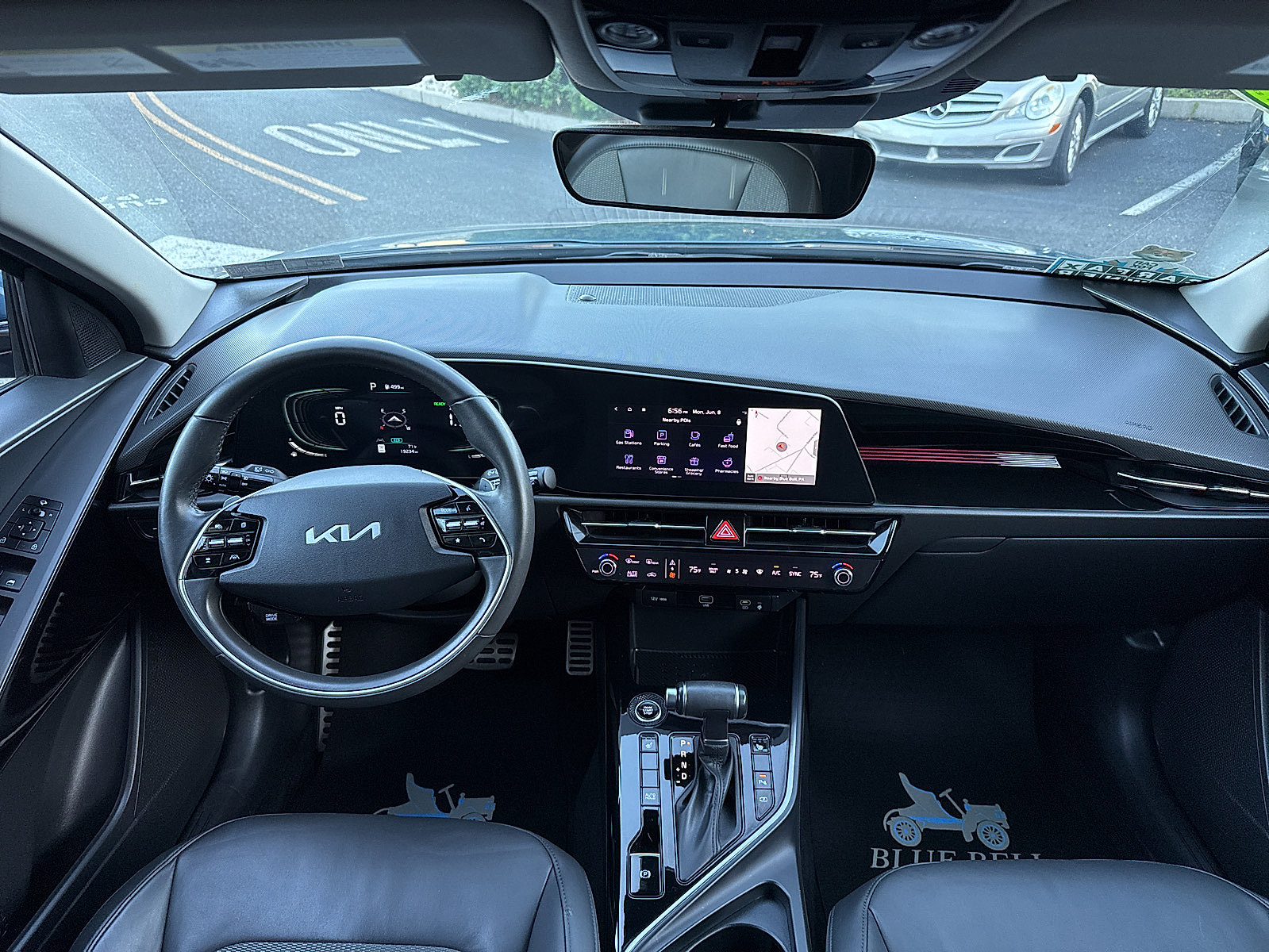 Used 2023 Kia Niro EX Touring FWD image 31