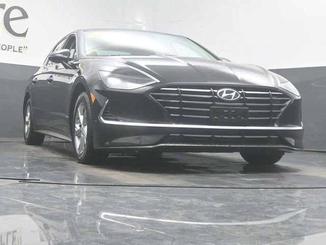 Used 2023 Hyundai Sonata SE FWD image 3