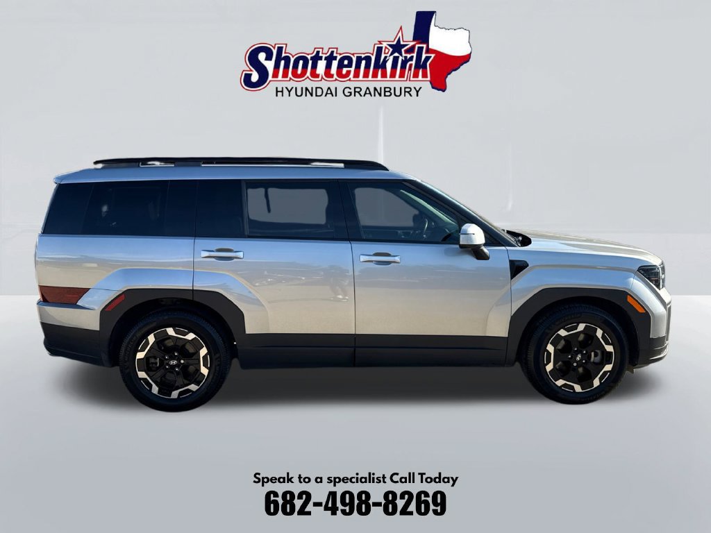 Used 2024 Hyundai Santa Fe SEL FWD image 5