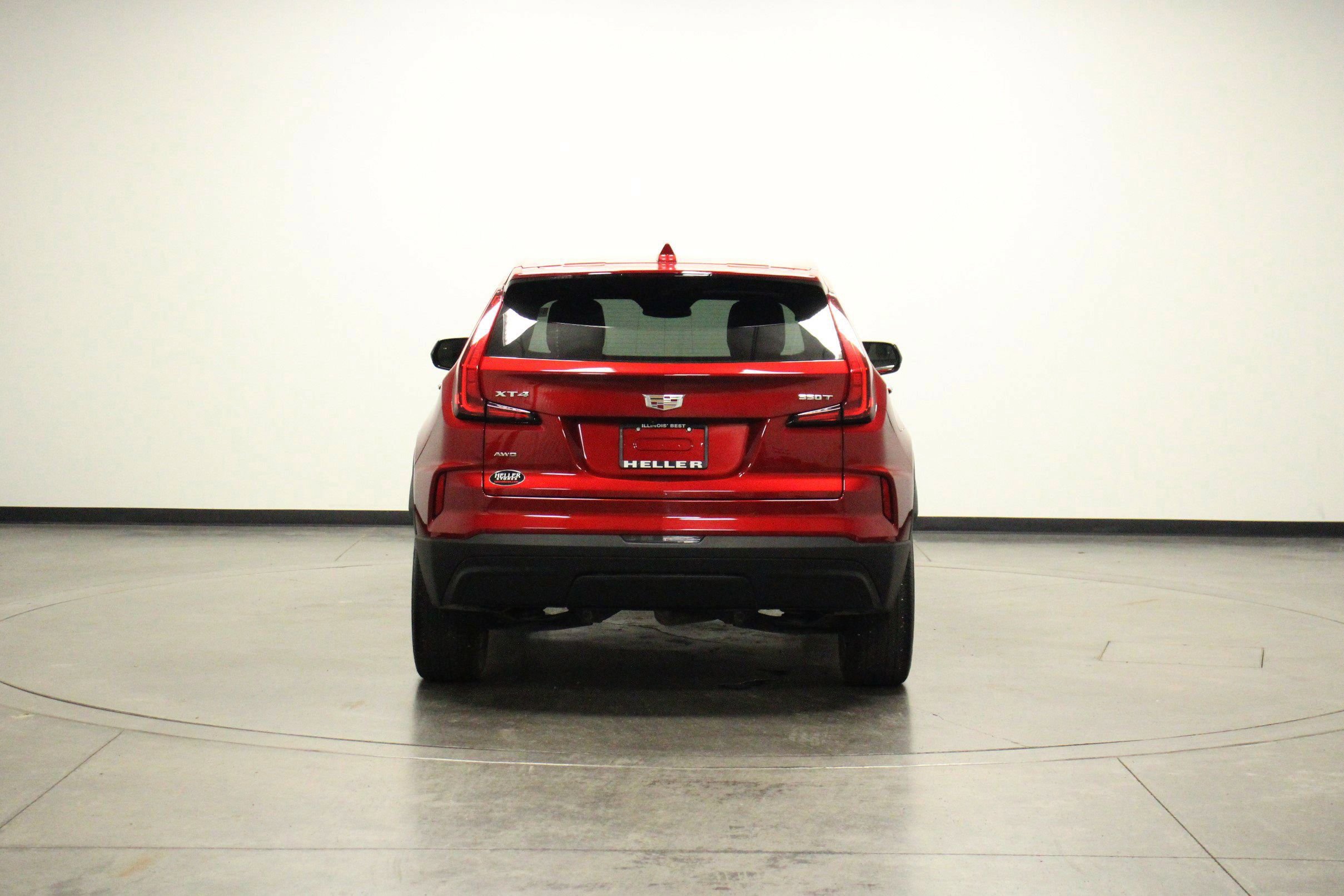 Used 2024 Cadillac XT4 Luxury image 7