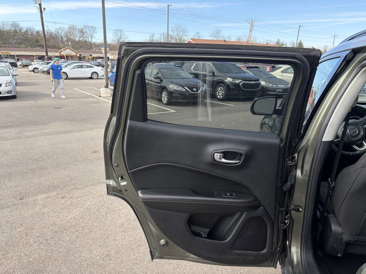 Used 2017 Jeep Compass Sport w/ Cold Weather Group image 12