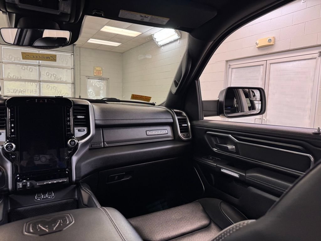 Used 2023 RAM 1500 Laramie AWD/4WD image 27