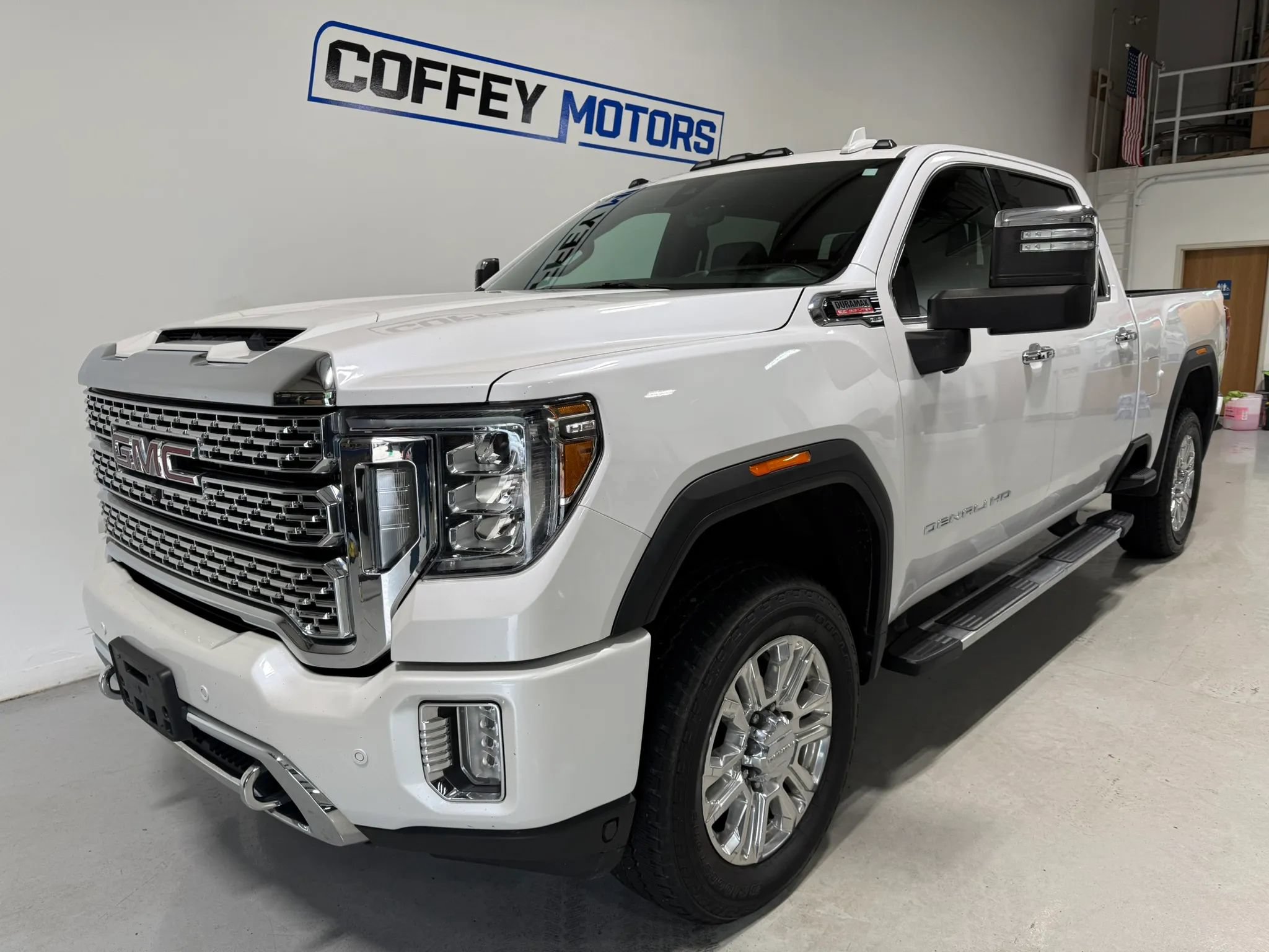 Used 2020 GMC Sierra 2500 Denali w/ Denali Ultimate Package AWD/4WD image 2
