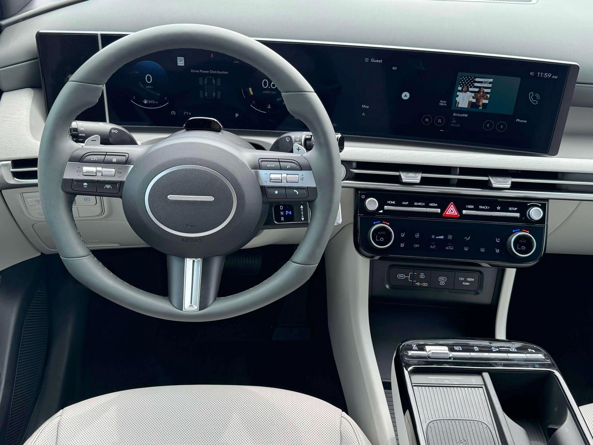 New 2025 Hyundai Tucson Limited image 17