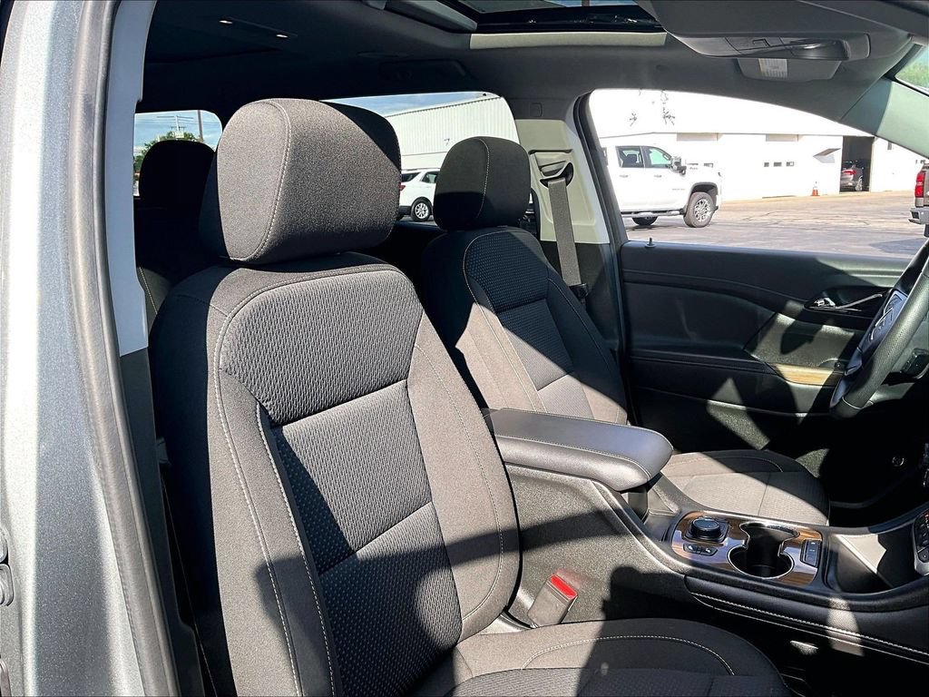 Used 2023 GMC Acadia SLE w/ Driver Convenience Package AWD/4WD image 11