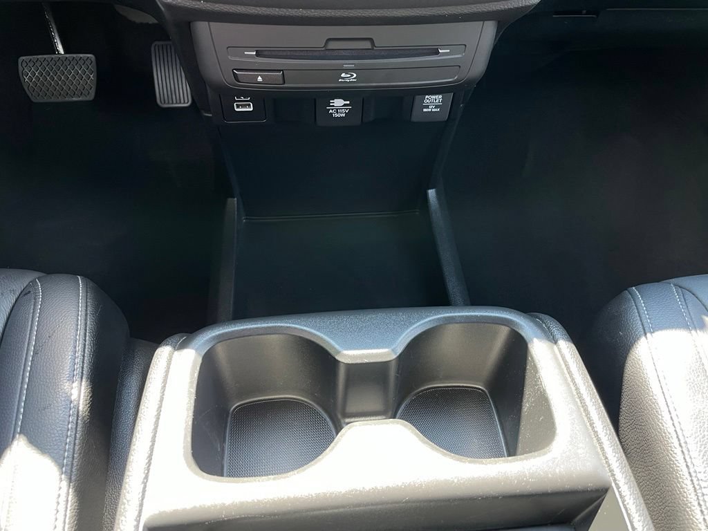 Certified 2024 Honda Odyssey Touring image 20