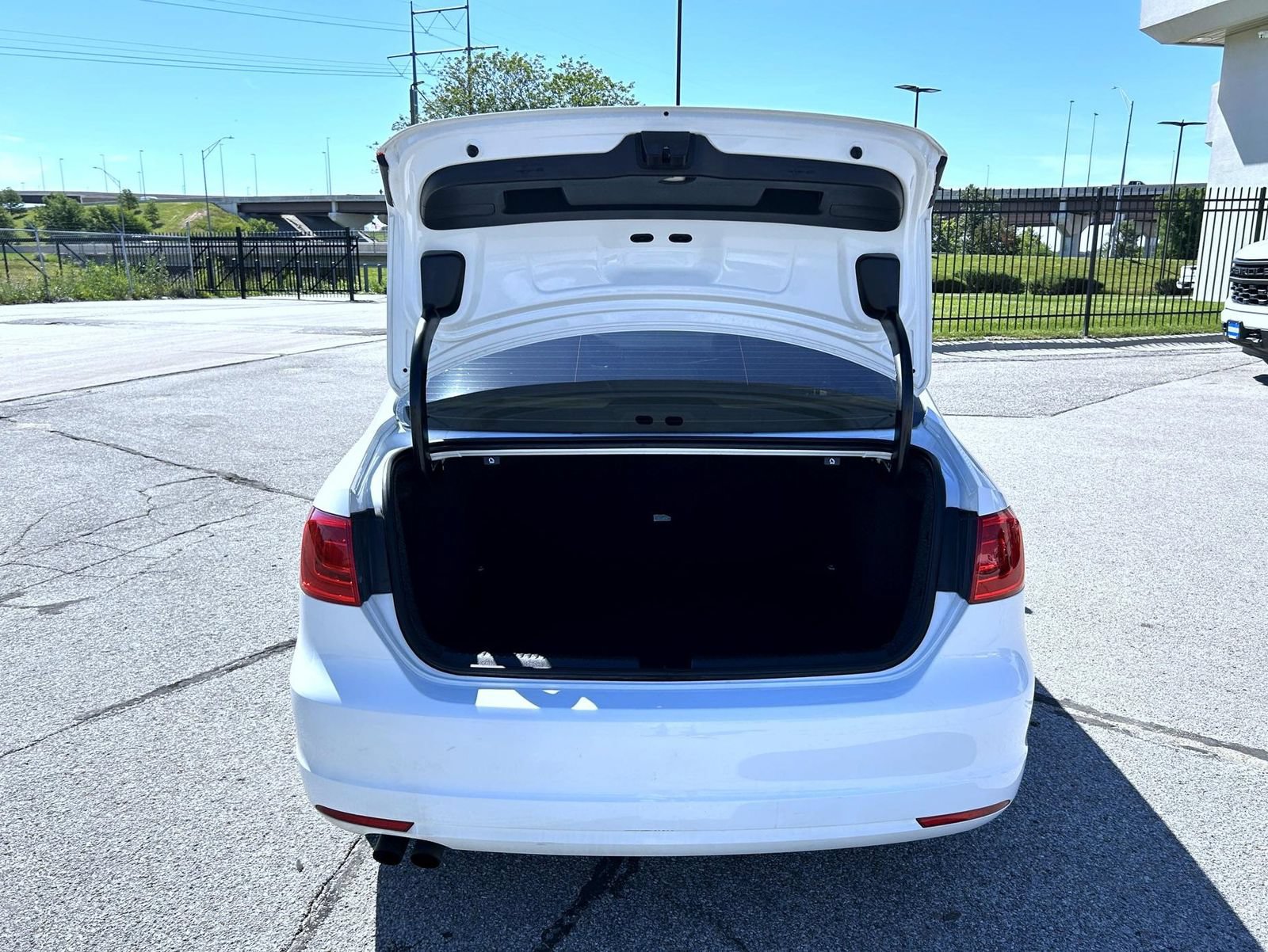 Used 2014 Volkswagen Jetta SE FWD image 20