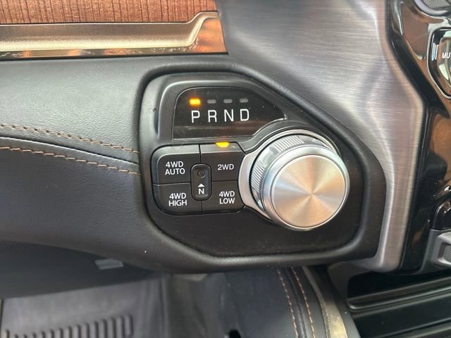 Used 2022 RAM 1500 Limited w/ Body Color Bumper Group AWD/4WD image 17