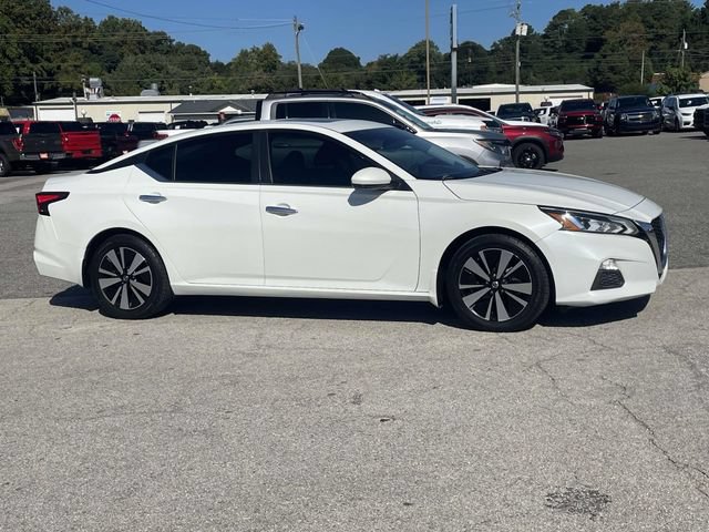 Used 2021 Nissan Altima 2.5 SV w/ SV Premium Package FWD image 2