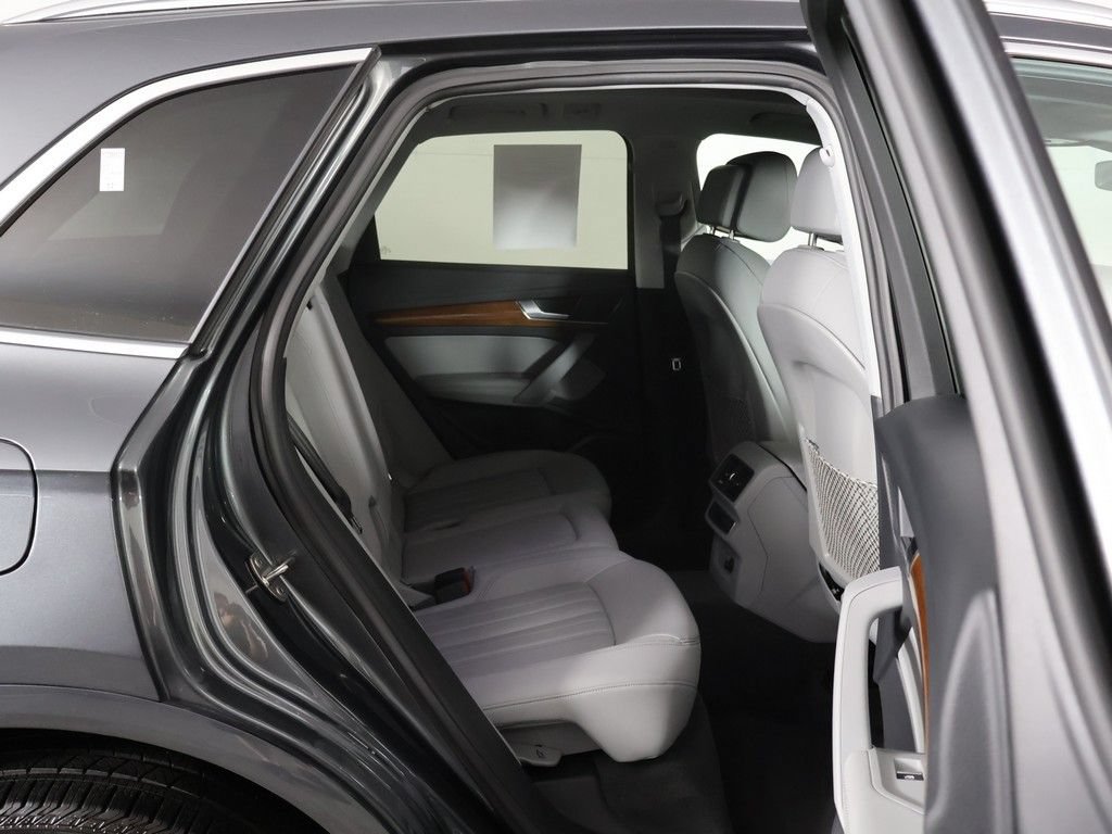 Used 2023 Audi Q5 2.0T Premium Plus AWD/4WD image 34