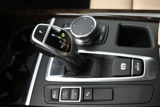 Used 2018 BMW X5 sDrive35i RWD image 13
