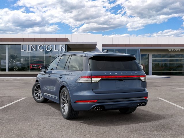 New 2027 Lincoln Aviator AWD w/ Jet Appearance Package image 8
